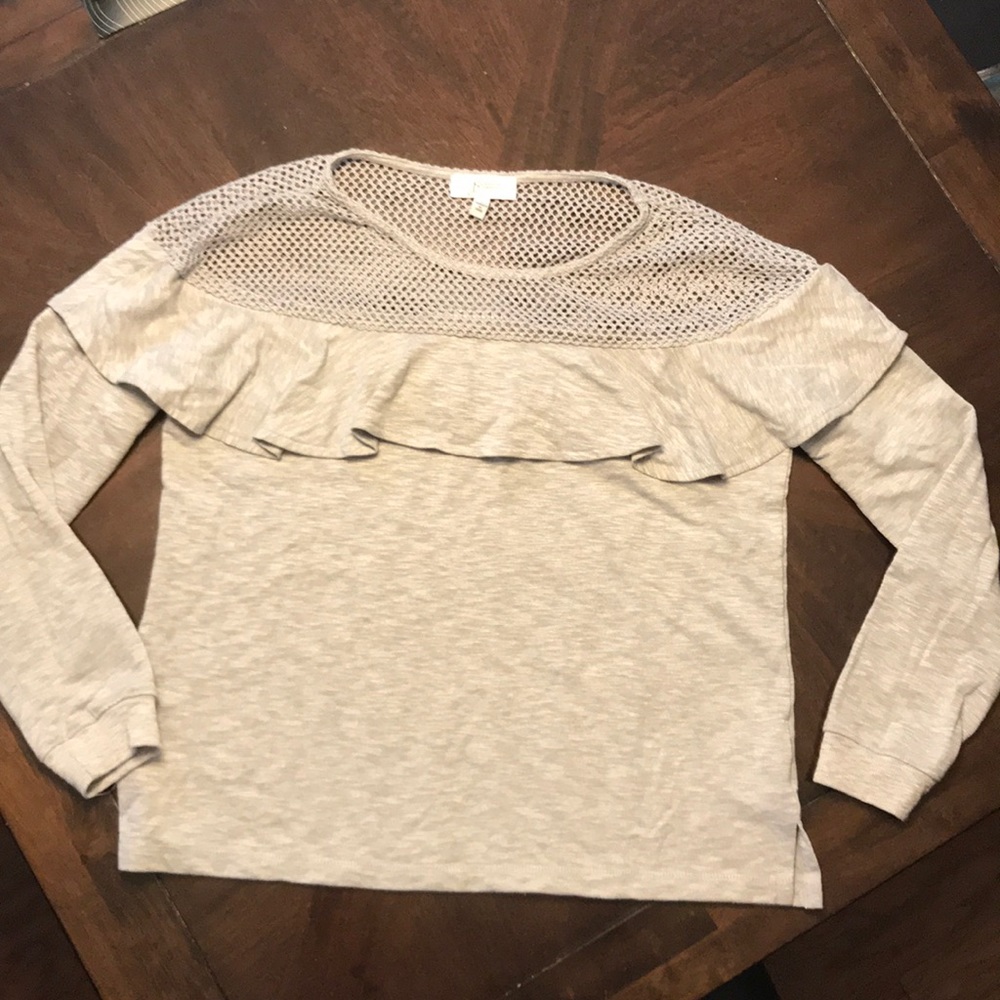 Grey Jessica Simpson top